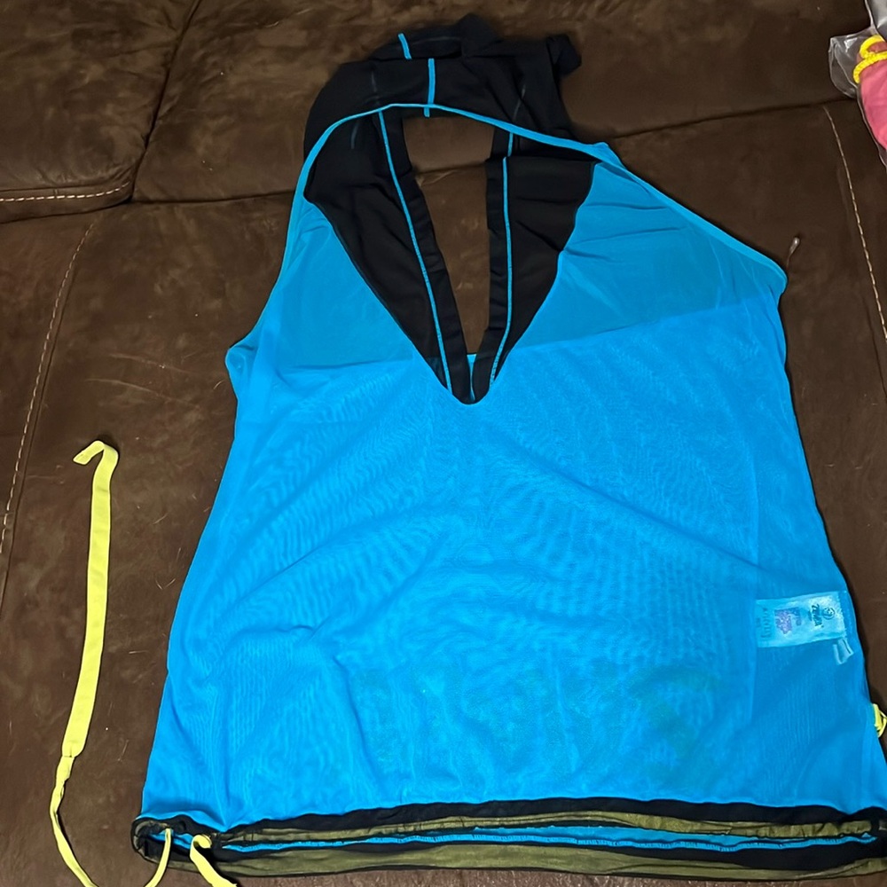 Blue and black mesh sleeveless hoodie